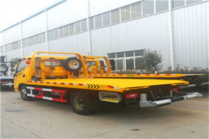 余庆附近拖车救援搭电